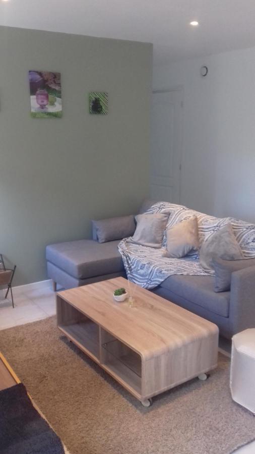 Gite 4 personnes au calme et tout confort Saint-Vallier  Extérieur photo